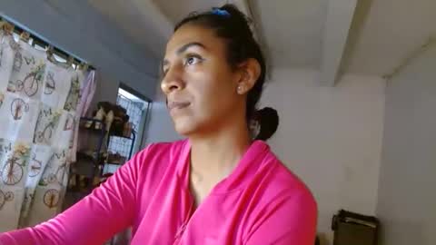 amelia  online show from February 2, 2026, 1:54 pm