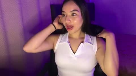 Amelia online show from June 5, 2026, 5:07 pm