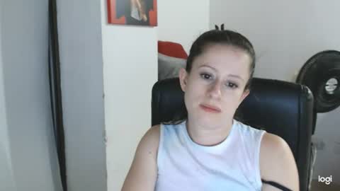 Snapshot of amelia_bella chatting on July 5, 2026, 4:19 am amelia online show from July 5, 2026, 4:19 am