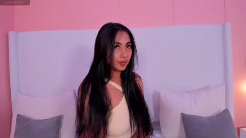 Amelia online show from September 17, 2025, 5:25 pm