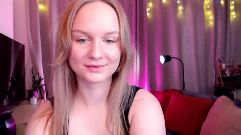 Snapshot of amelia_blondie chatting on February 3, 2026, 11:15 am Amelia online show from February 3, 2026, 11:15 am