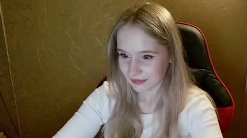Amelia  online show from May 23, 2026, 7:40 pm