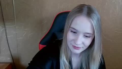 Amelia  online show from July 3, 2026, 10:32 am