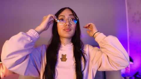 lia online show from October 16, 2025, 12:06 pm