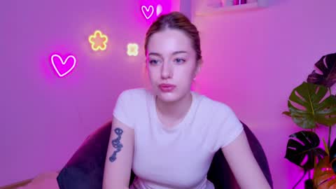 Snapshot of ameliacarterr chatting on April 6, 2026, 2:42 am Amelia online show from April 6, 2026, 2:42 am