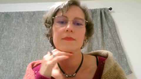 Ameliaishka online show from October 3, 2025, 4:09 am