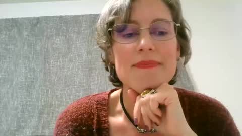 Ameliaishka online show from October 10, 2025, 2:43 am