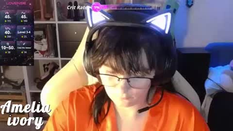 ameliaivory online show from June 15, 2026, 5:42 am