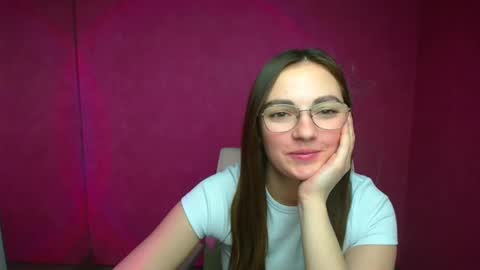 Amelie online show from December 5, 2024, 8:33 am