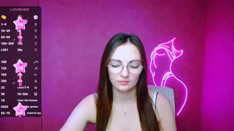 Amelie online show from January 13, 2025, 12:45 pm