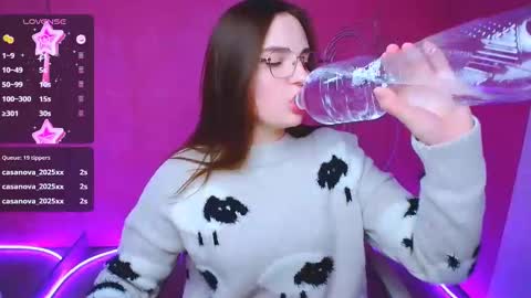 Amelie online show from January 26, 2025, 9:29 am