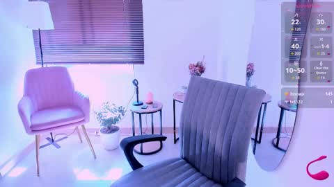 Amelie Graham online show from November 20, 2025, 2:28 pm