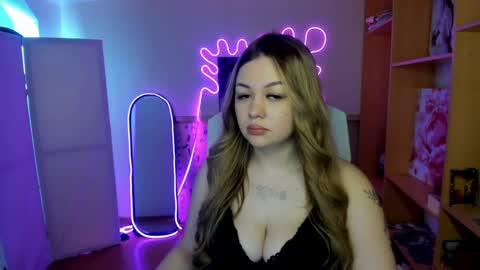Amelie online show from April 26, 2026, 1:58 am