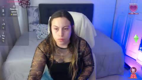 Amelie  online show from June 23, 2026, 2:48 pm