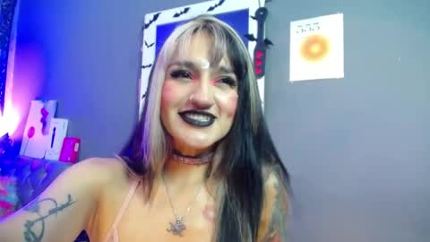 AMELIEROUS .. see you tomorrow  kisses online show from April 2, 2026, 4:10 am