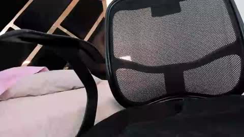 Snapshot of ameliie_saenz chatting on December 7, 2024, 2:09 am Ameli online show from December 7, 2024, 2:09 am