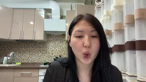 Snapshot of ameliya_kim chatting on April 15, 2026, 9:04 pm Ameliya online show from April 15, 2026, 9:04 pm