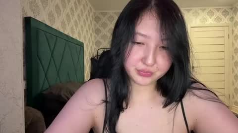 Snapshot of ameliya_kim chatting on May 13, 2026, 9:11 pm Ameliya online show from May 13, 2026, 9:11 pm