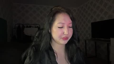 Snapshot of ameliya_kim chatting on May 17, 2026, 9:11 pm Ameliya online show from May 17, 2026, 9:11 pm
