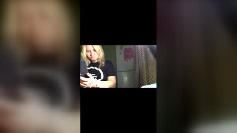 amely12 online show from April 20, 2026, 3:37 pm