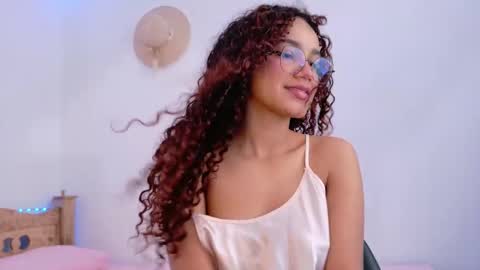 Snapshot of amely_sweetheat chatting on May 26, 2026, 4:14 pm Amely online show from May 26, 2026, 4:14 pm