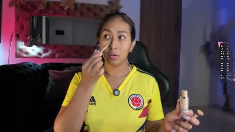 Snapshot of amelyamann chatting on June 11, 2026, 12:58 pm online show from June 11, 2026, 12:58 pm