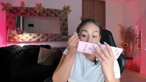 Snapshot of amelyamann chatting on July 9, 2026, 1:26 pm online show from July 9, 2026, 1:26 pm