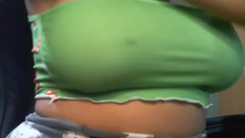 Mari online show from April 18, 2026, 7:18 pm