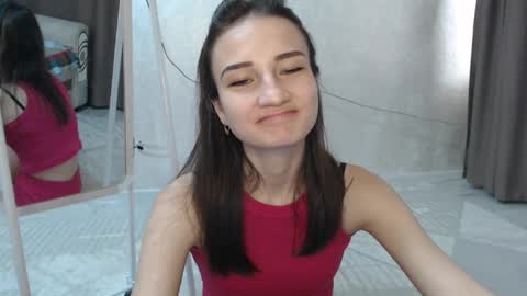 Julia  online show from January 16, 2026, 7:56 am