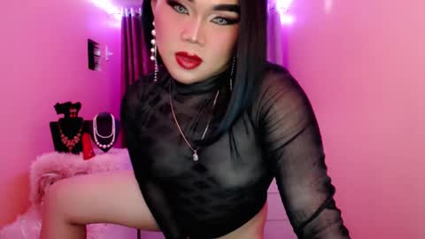 Queen Mireska online show from February 22, 2025, 6:19 pm