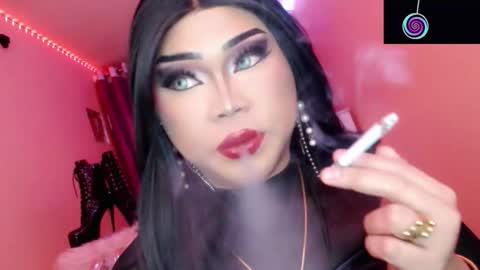 Queen Mireska online show from October 21, 2025, 5:35 pm