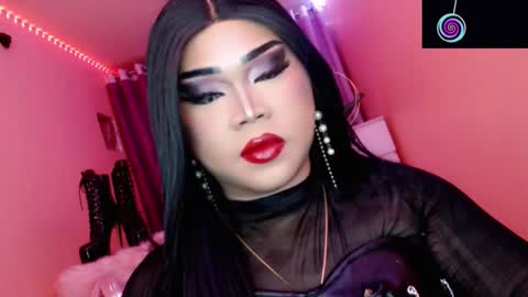 Queen Mireska online show from October 24, 2025, 2:35 pm