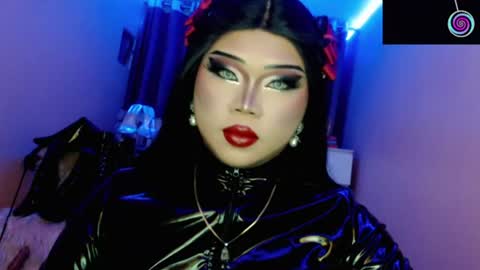 Snapshot of amiadoll chatting on June 21, 2026, 3:03 pm Queen Mireska online show from June 21, 2026, 3:03 pm