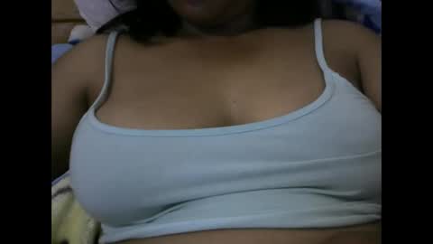 amichouu online show from November 28, 2025, 10:45 pm