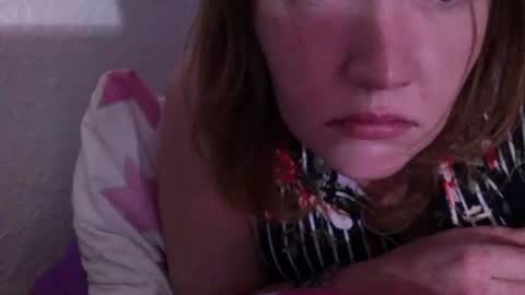 Snapshot of amileadivinestar0987 chatting on December 6, 2024, 8:15 am amileadivinestar0987 online show from December 6, 2024, 8:15 am