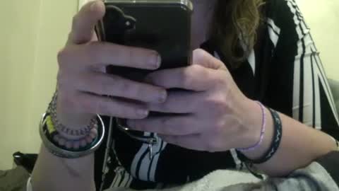 amileamariestar online show from December 20, 2024, 4:42 am