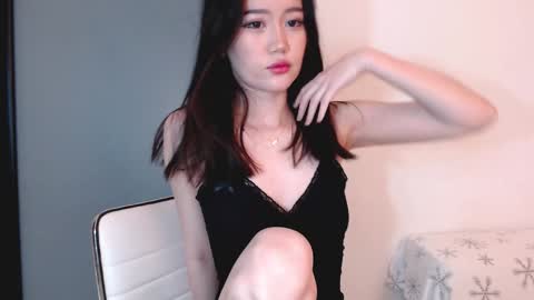 Snapshot of amiliyan chatting on December 15, 2024, 10:07 am AmiliYan online show from December 15, 2024, 10:07 am