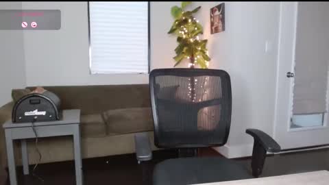 amilust online show from December 12, 2024, 11:25 pm