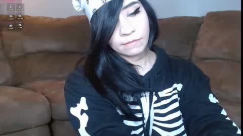 amilust online show from March 11, 2026, 8:26 pm