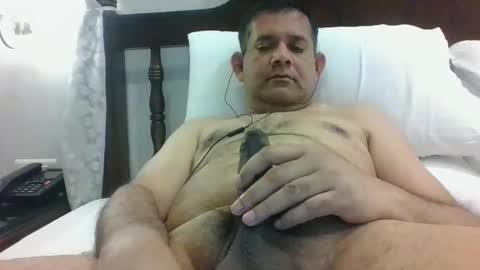 Snapshot of amimonalisa chatting on April 5, 2026, 6:27 pm amimonalisa online show from April 5, 2026, 6:27 pm