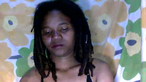 aminah01 online show from November 28, 2025, 10:18 am