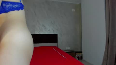 Snapshot of amiraanne chatting on July 22, 2026, 6:43 pm AmiraAnne online show from July 22, 2026, 6:43 pm