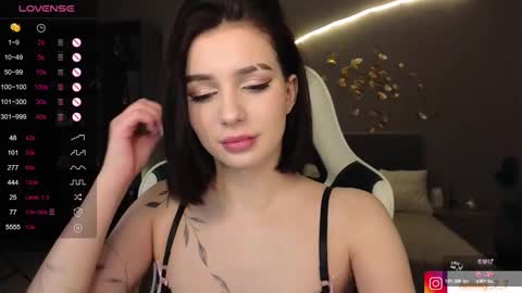 Ammy  dont forget to thumbs up me  online show from November 24, 2025, 2:55 am