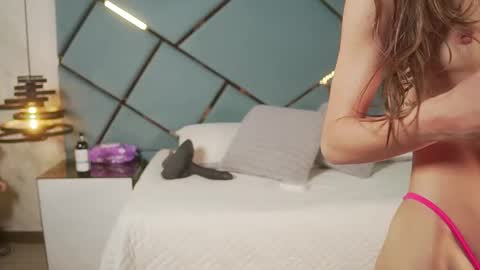 ammy durand online show from November 9, 2025, 7:01 pm