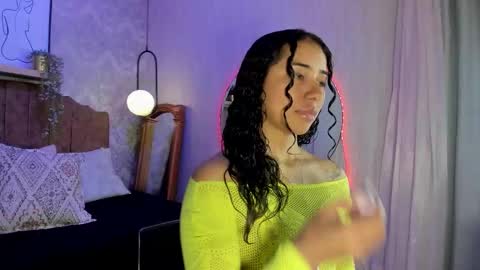 Ammy Nova online show from November 19, 2025, 7:36 pm