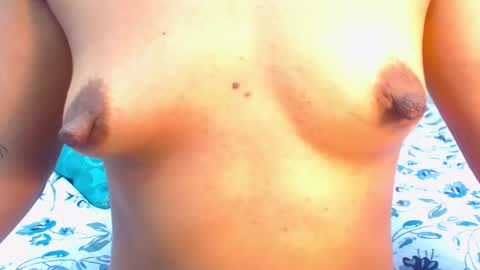 Snapshot of ammy_ronan chatting on January 26, 2025, 6:48 pm IM AMMY online show from January 26, 2025, 6:48 pm