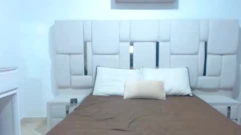 Snapshot of ammy_velez chatting on February 23, 2025, 1:24 am ammy_velez online show from February 23, 2025, 1:24 am