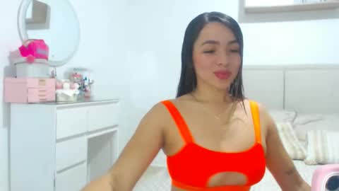 ammy_velez online show from November 23, 2025, 1:00 pm