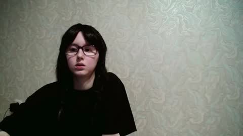 Amomira online show from October 26, 2025, 8:20 am