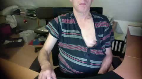 Amor2200 online show from September 8, 2025, 10:09 pm